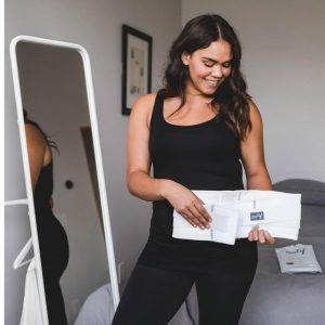 Acelleron-Motif-Pregnancy-Support-Band-lifestyle